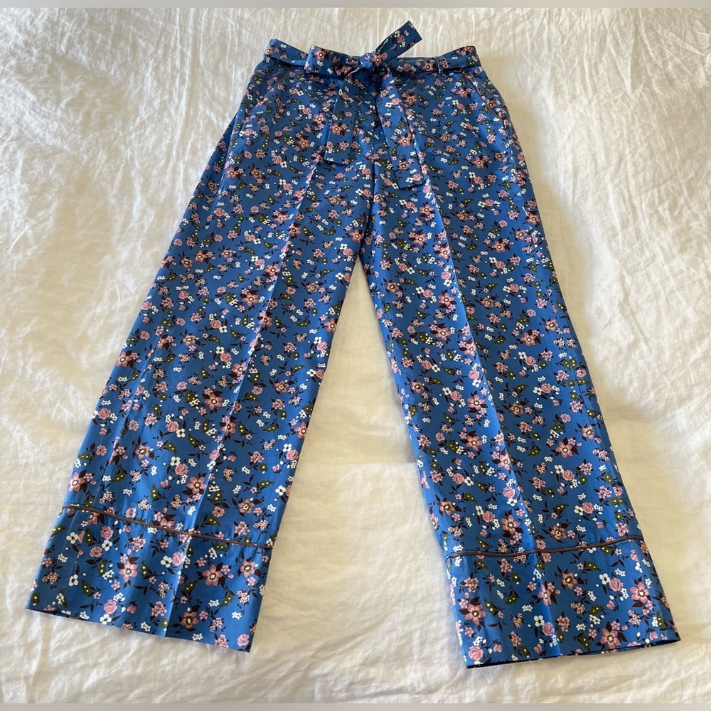 Brooks Brothers | Women’s SZ 4 | Blue Floral Wide Leg Pants | Belted Waist